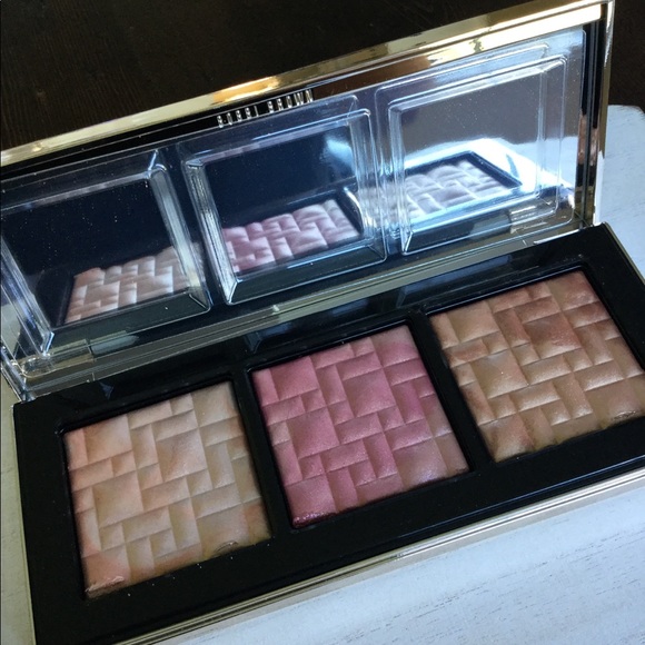 ⭐️HOST PICK LE Bobbi Brown Highlighting Trio⭐️ - Picture 4 of 8